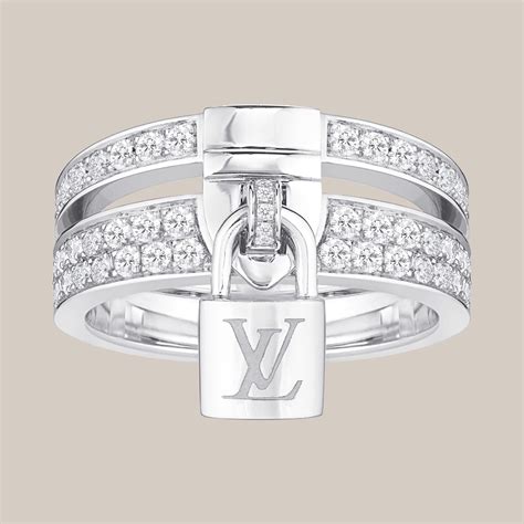 louis vuitton ring silber|Louis Vuitton diamonds ring.